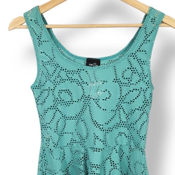 Vintage 90's Y2K Rue 21 High Low Open Knit Peplum Sleeveless Top in Turquoise - Picture 3 of 8